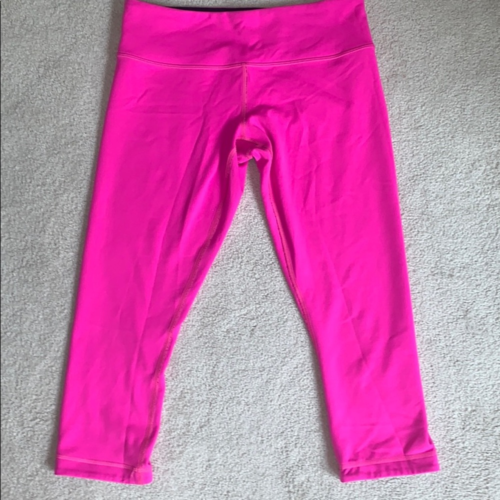 Pink and Purple reversible crop lulu leggings
